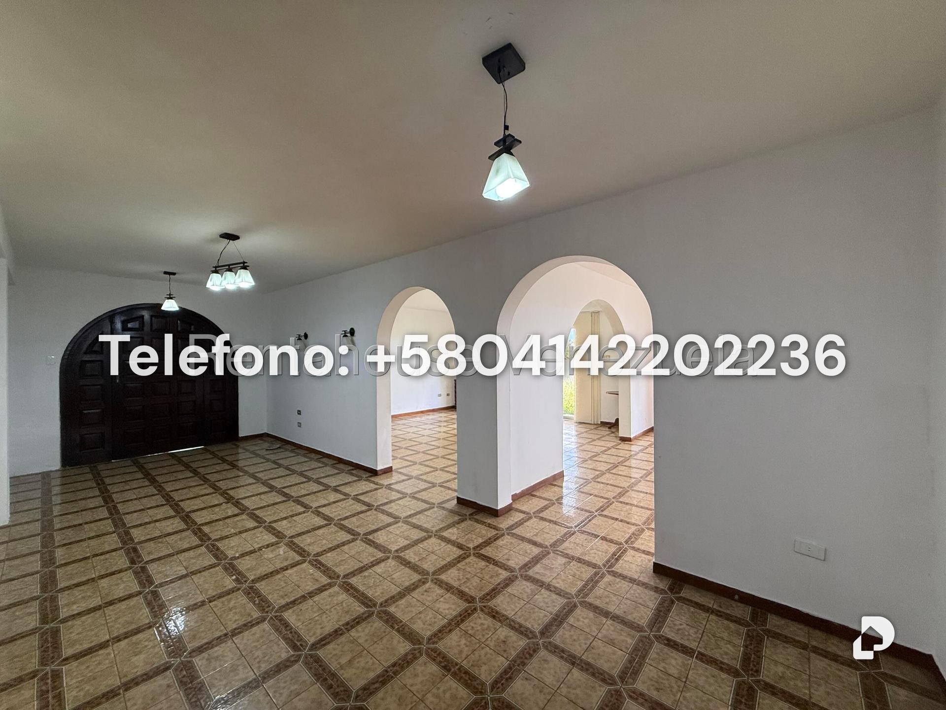 Casa en Alto Prado, Caracas – 2