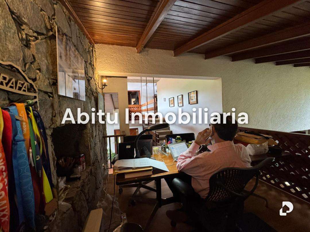 Casa en El Hatillo, Caracas – 23