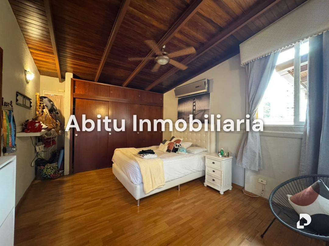 Casa en El Hatillo, Caracas – 18