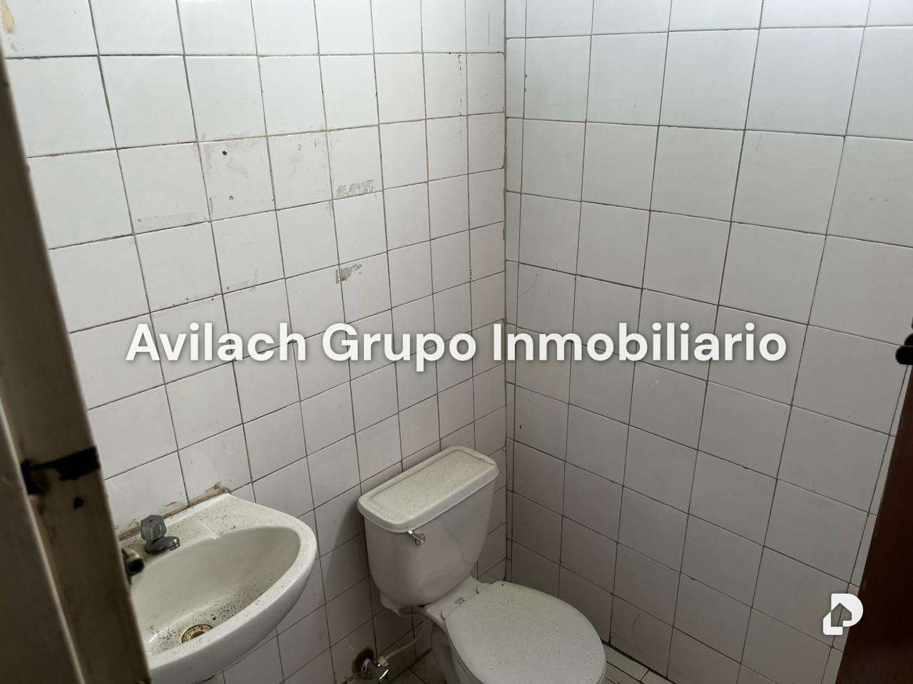 Local comercial en Catedral, Valencia – 9