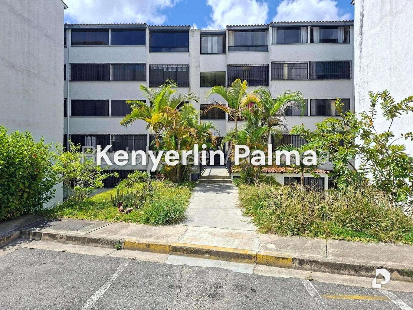 Apartamento en Solar de la Quinta, Los Teques – 2