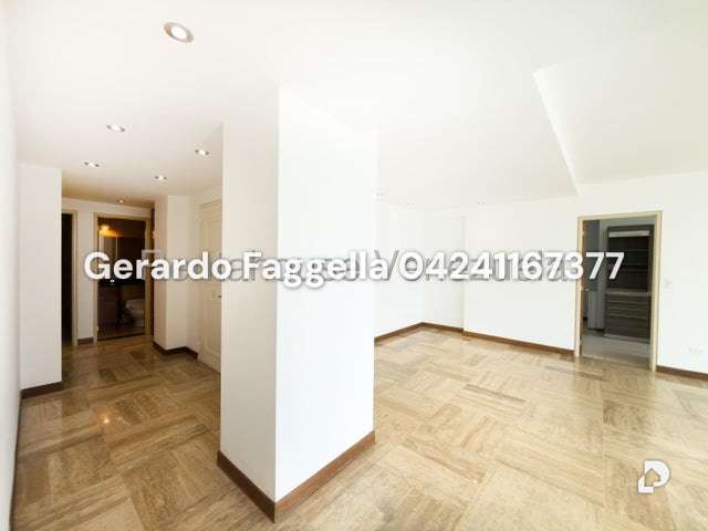 Apartamento en Lomas de Las Mercedes, Caracas – 12