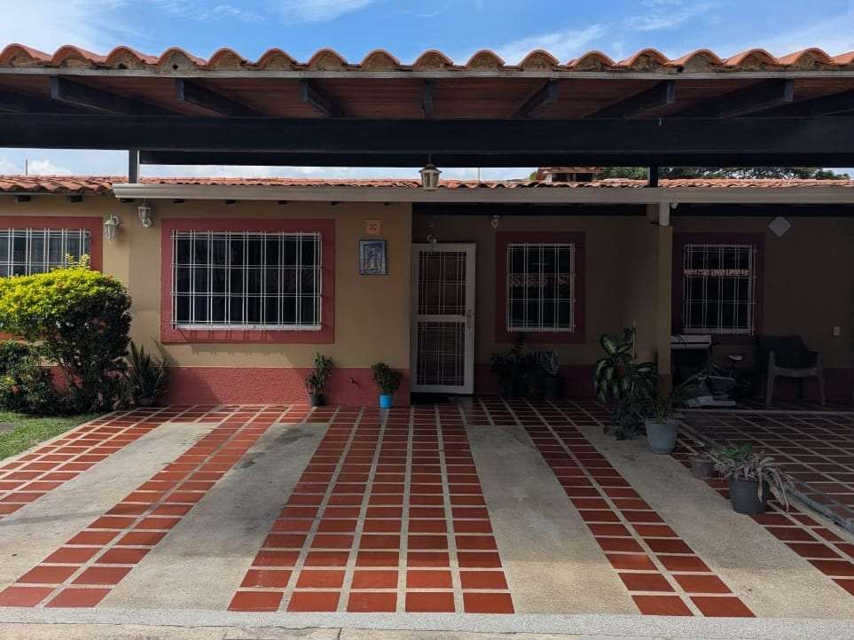 House in Valle de Oro, San Diego - 1