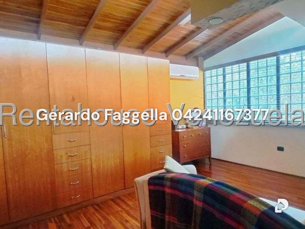 Casa en El Marqués, Caracas – 17