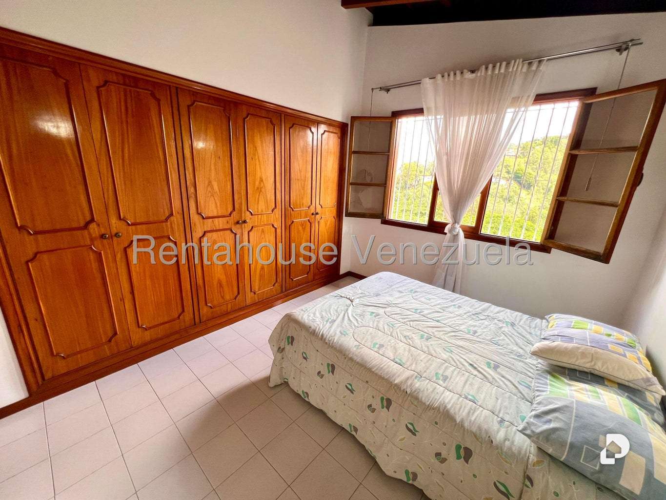 House in Los Naranjos (del Cafetal), Caracas – 33