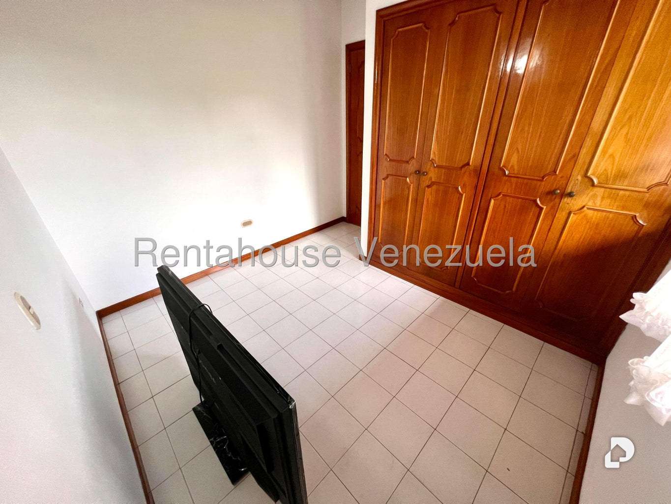 House in Los Naranjos (del Cafetal), Caracas – 39
