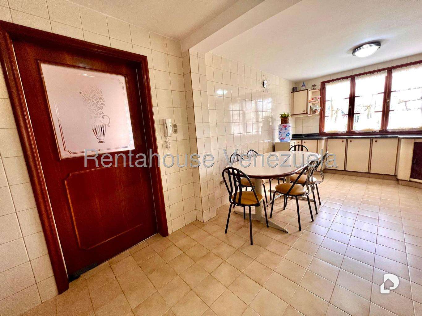 House in Los Naranjos (del Cafetal), Caracas – 17