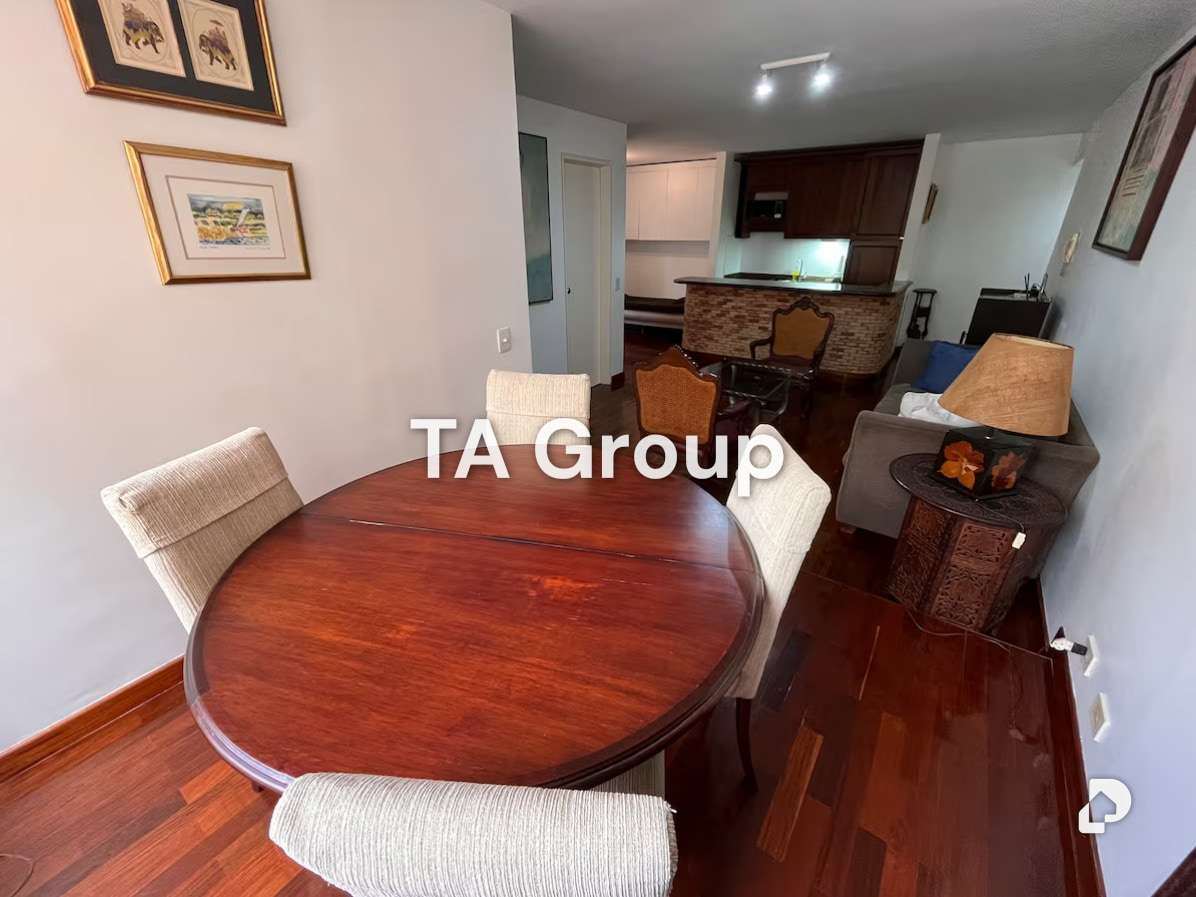 Apartamento en Los Palos Grandes, Caracas – 17