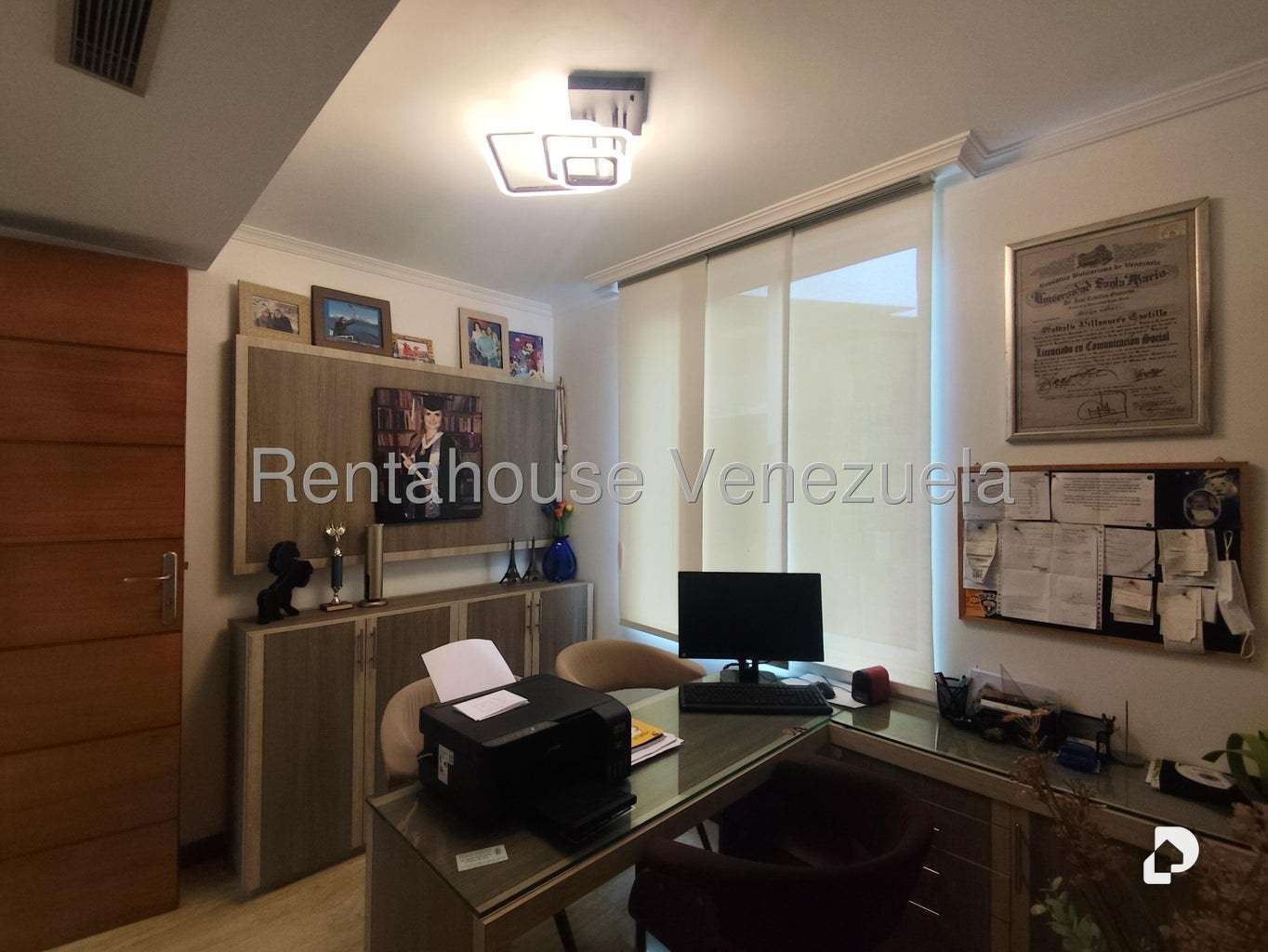 Casa en Lomas de La Lagunita, Caracas – 12