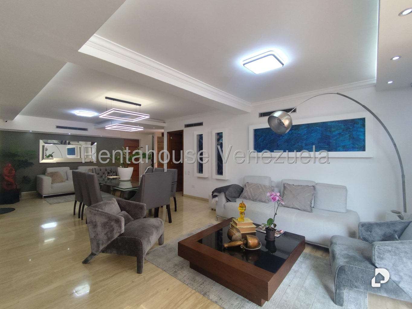 Casa en Lomas de La Lagunita, Caracas – 9