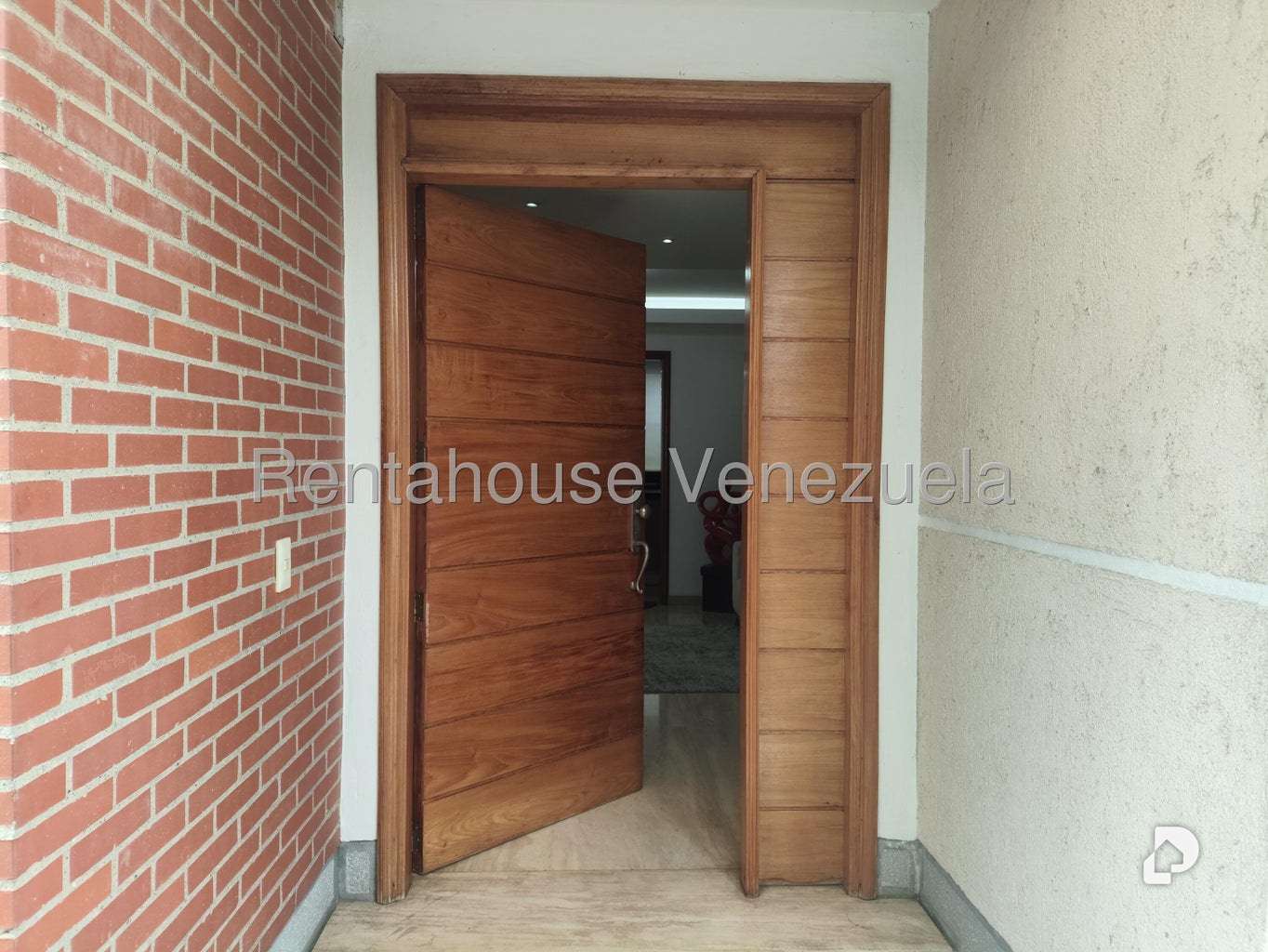 Casa en Lomas de La Lagunita, Caracas – 4