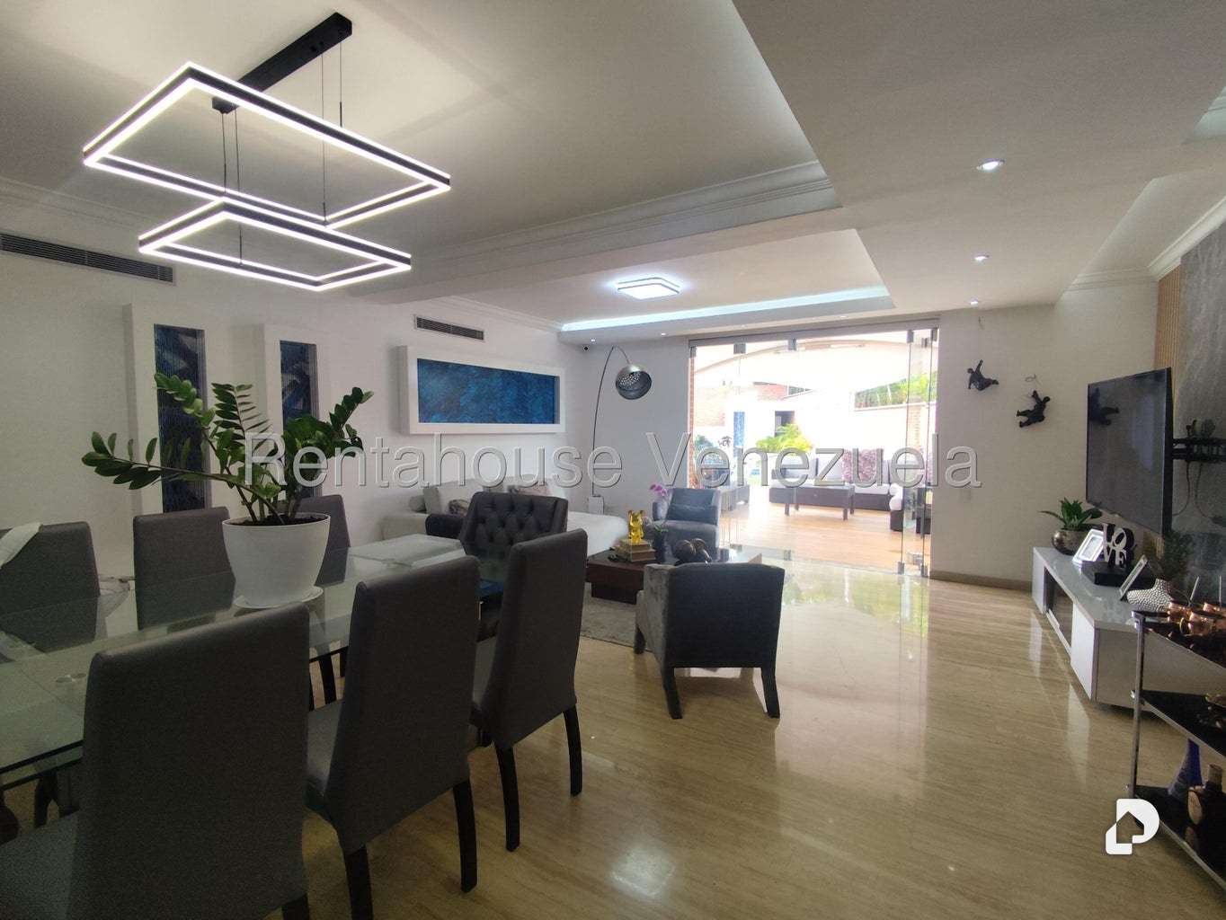 Casa en Lomas de La Lagunita, Caracas – 10