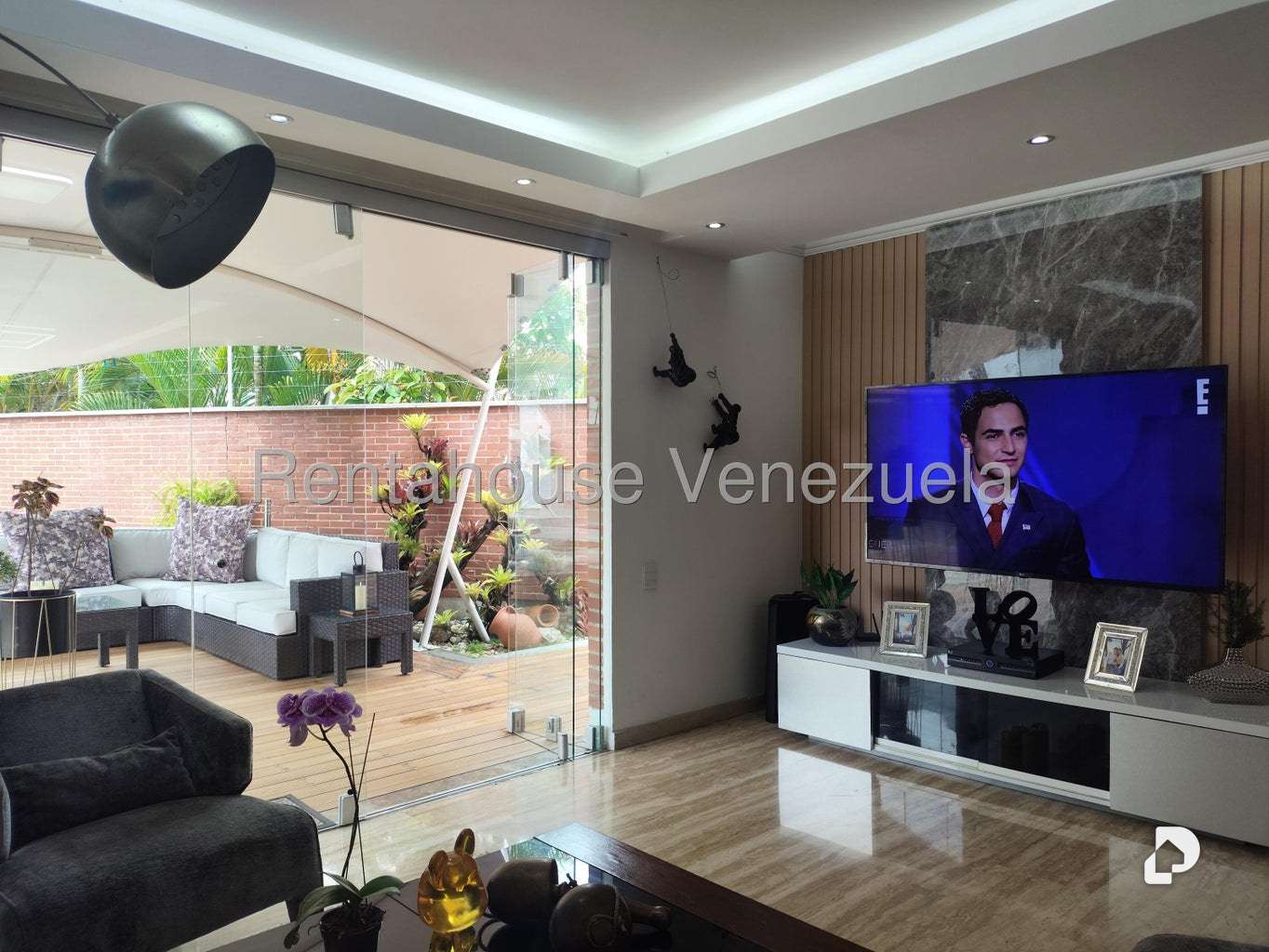 Casa en Lomas de La Lagunita, Caracas – 22