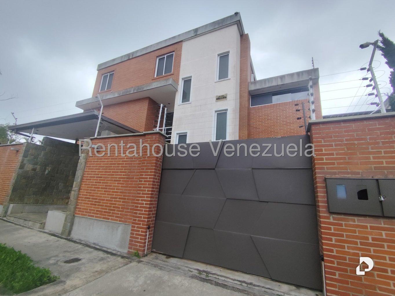 Casa en Lomas de La Lagunita, Caracas – 1