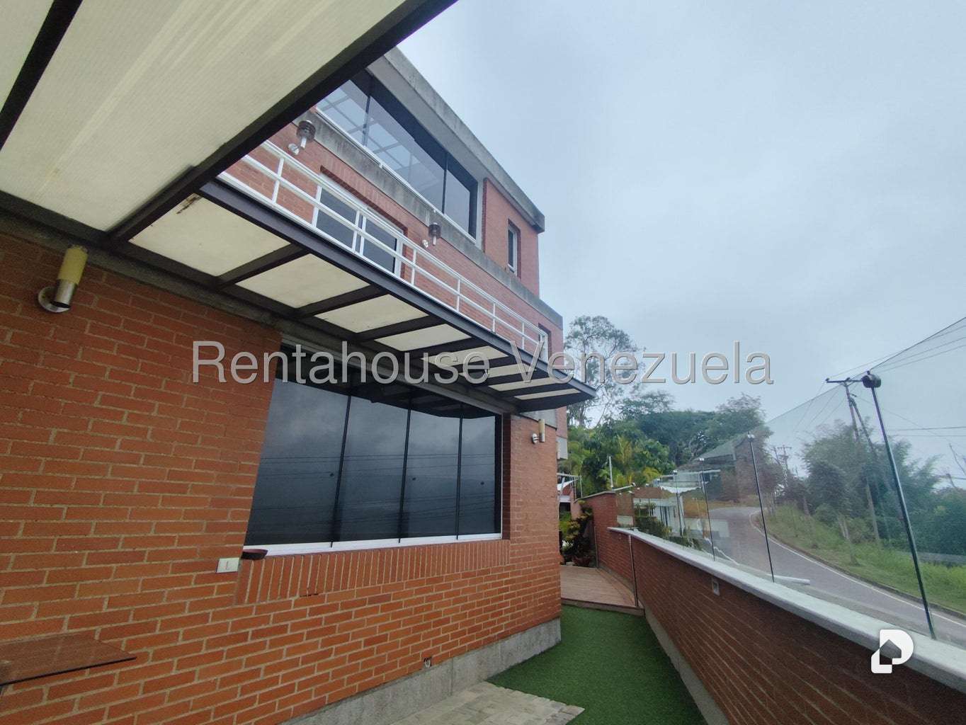 Casa en Lomas de La Lagunita, Caracas – 78