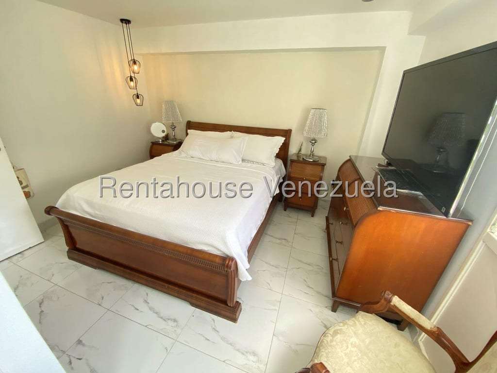 Apartamento en Santa Rosa de Lima, Caracas