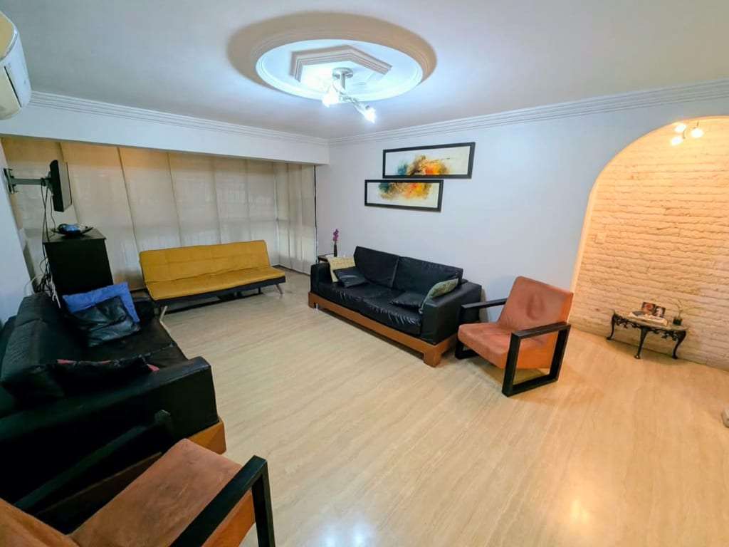 Apartamento en El Paraíso, Caracas - 1