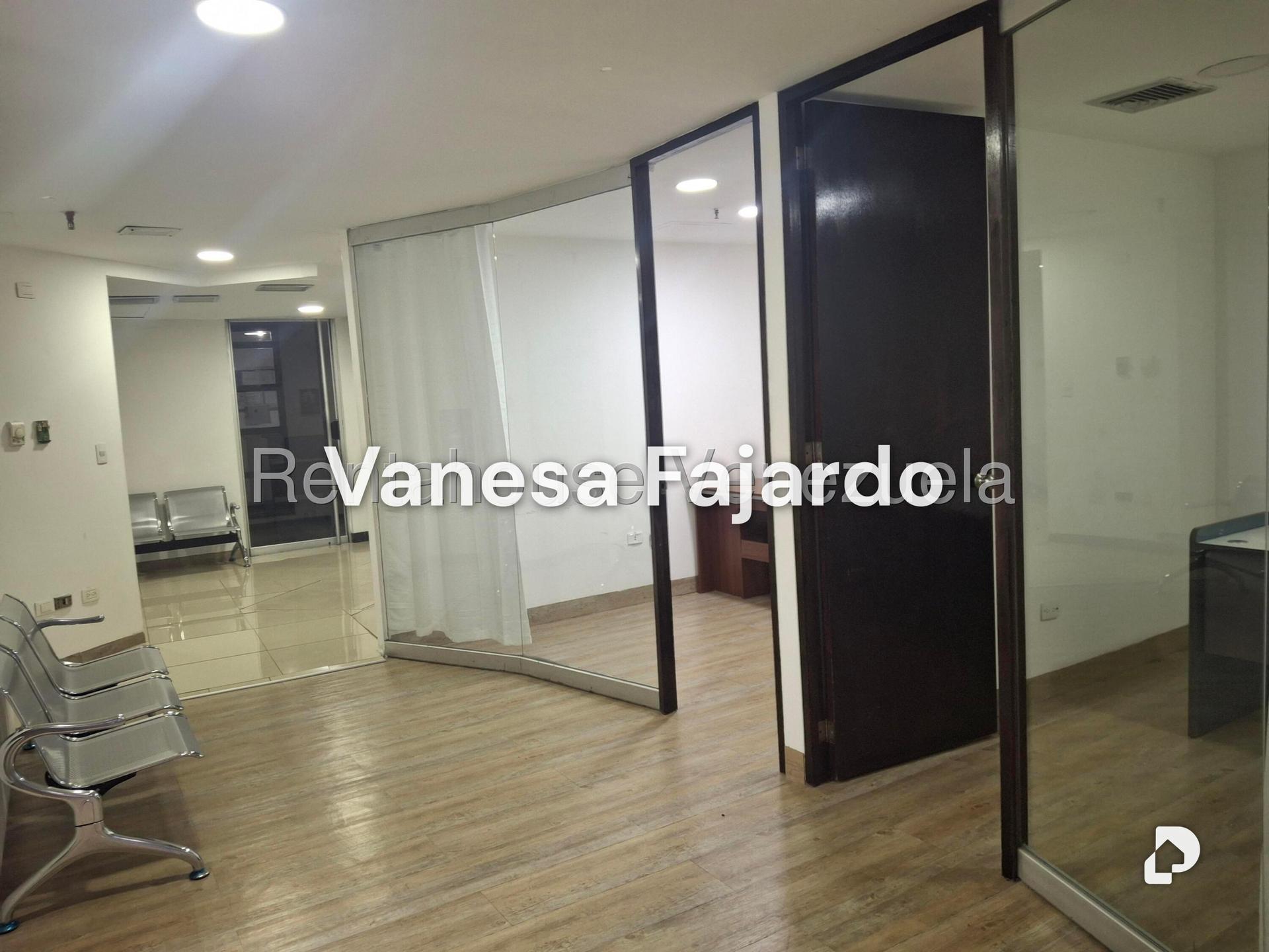 Local comercial en El Recreo, Caracas – 2