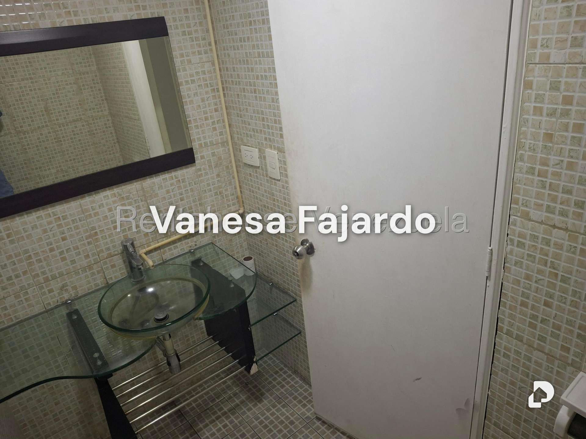 Local comercial en El Recreo, Caracas – 7
