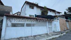 Casa en Alto Prado, Caracas - 1