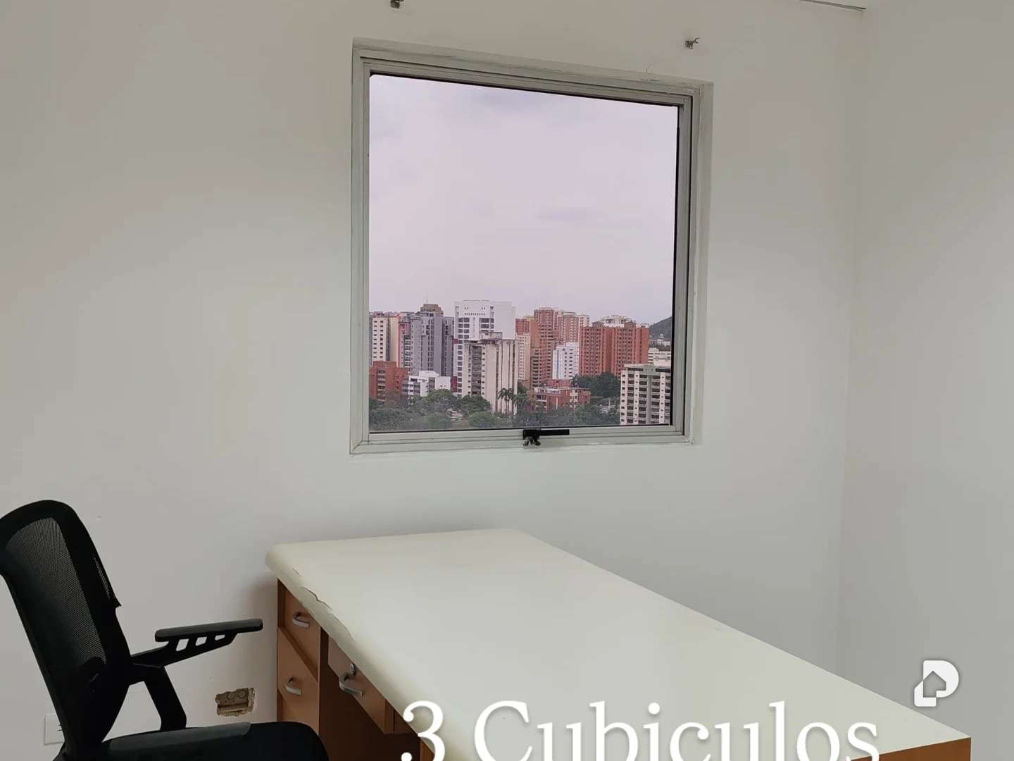 Oficina en Parroquia Urbana San José, Valencia – 2