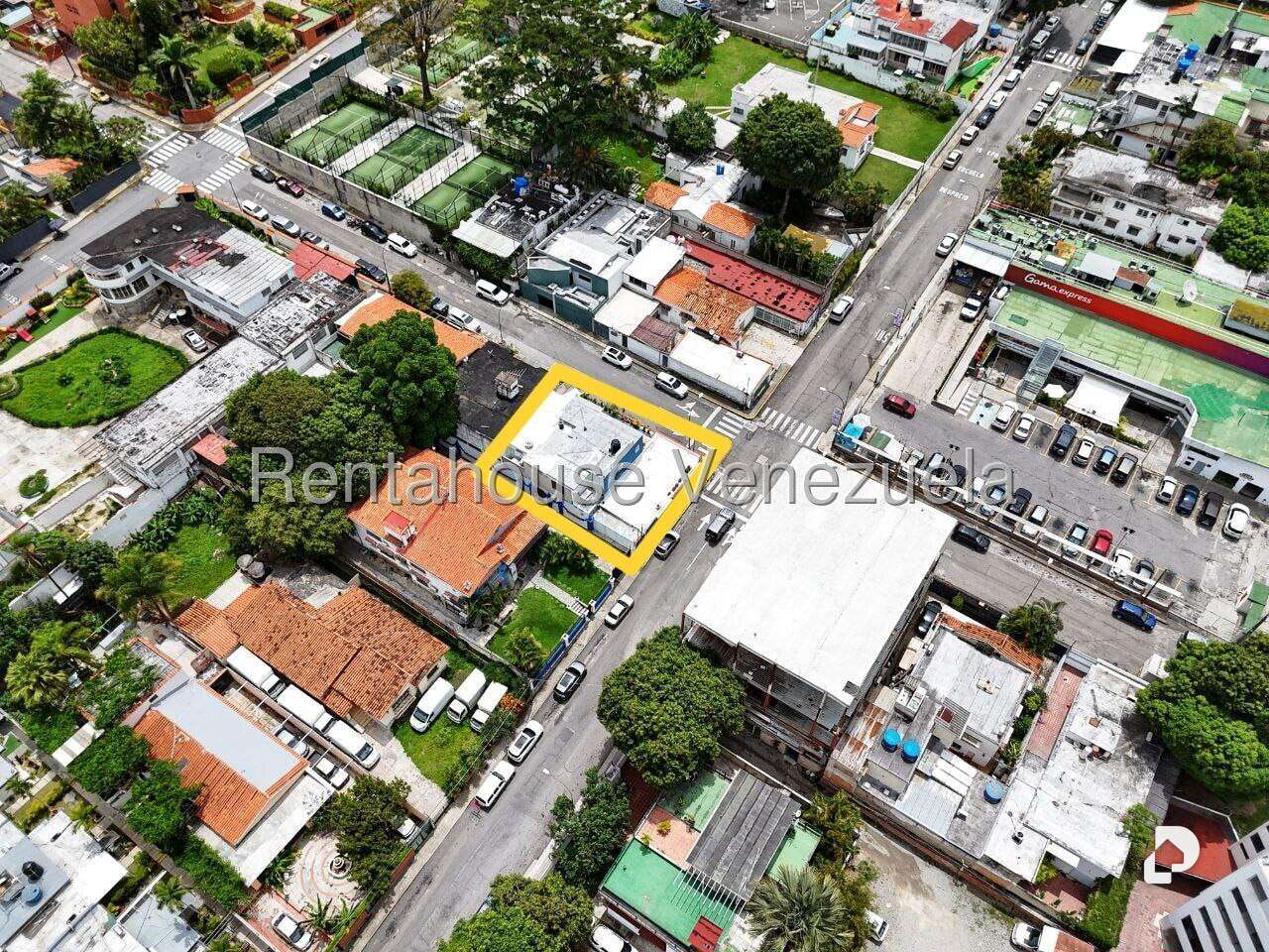 Local comercial en Los Palos Grandes, Caracas – 22
