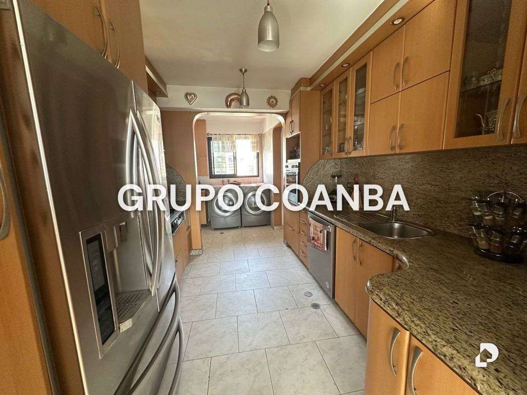 Apartamento en El Rosal, Caracas – 7