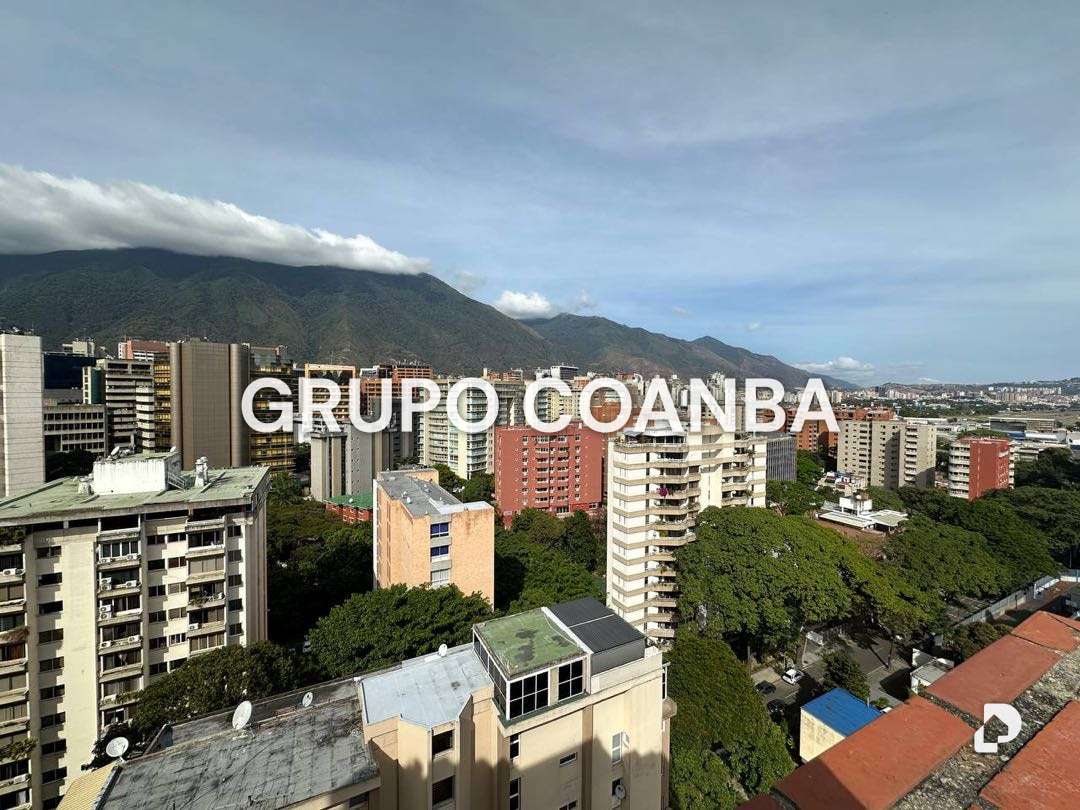Apartamento en El Rosal, Caracas – 10