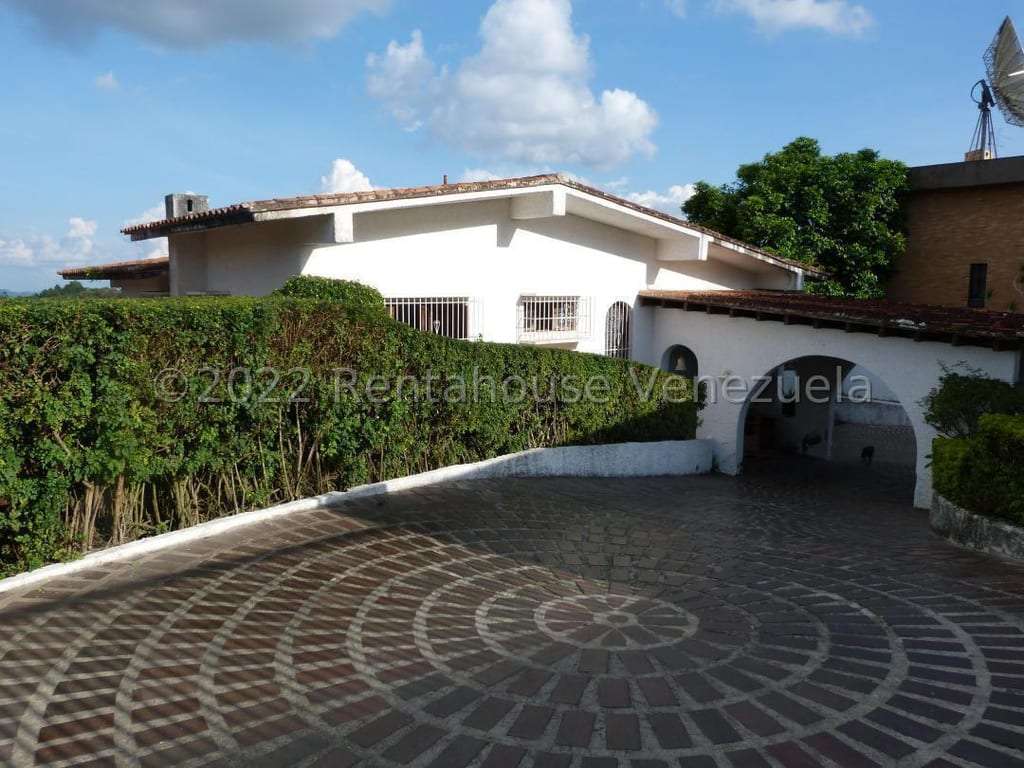 Casa en La Lagunita Country Club, Caracas
