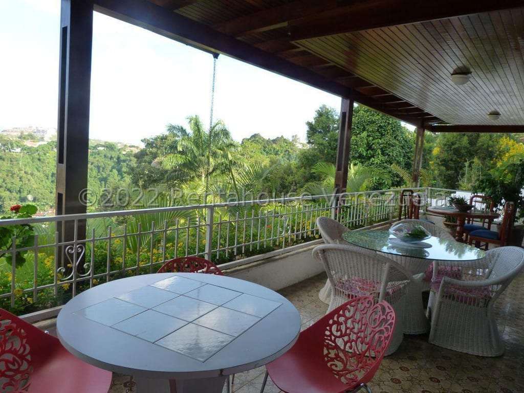 Casa en La Lagunita Country Club, Caracas