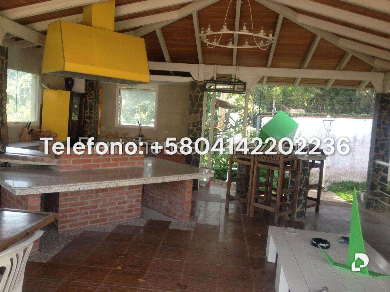 Casa en Lomas de La Lagunita, Caracas – 16