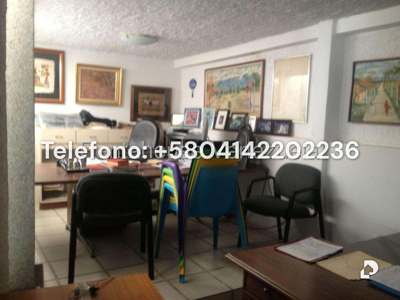 Casa en Lomas de La Lagunita, Caracas – 37