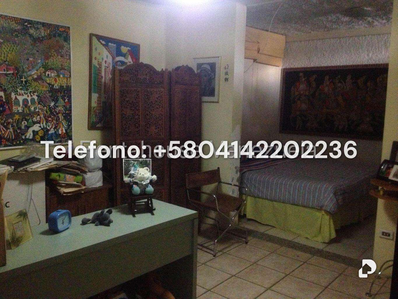 Casa en Lomas de La Lagunita, Caracas – 24