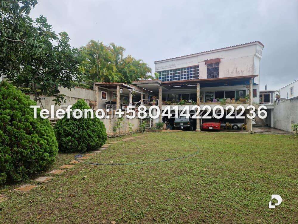 Casa en Lomas de La Lagunita, Caracas – 21