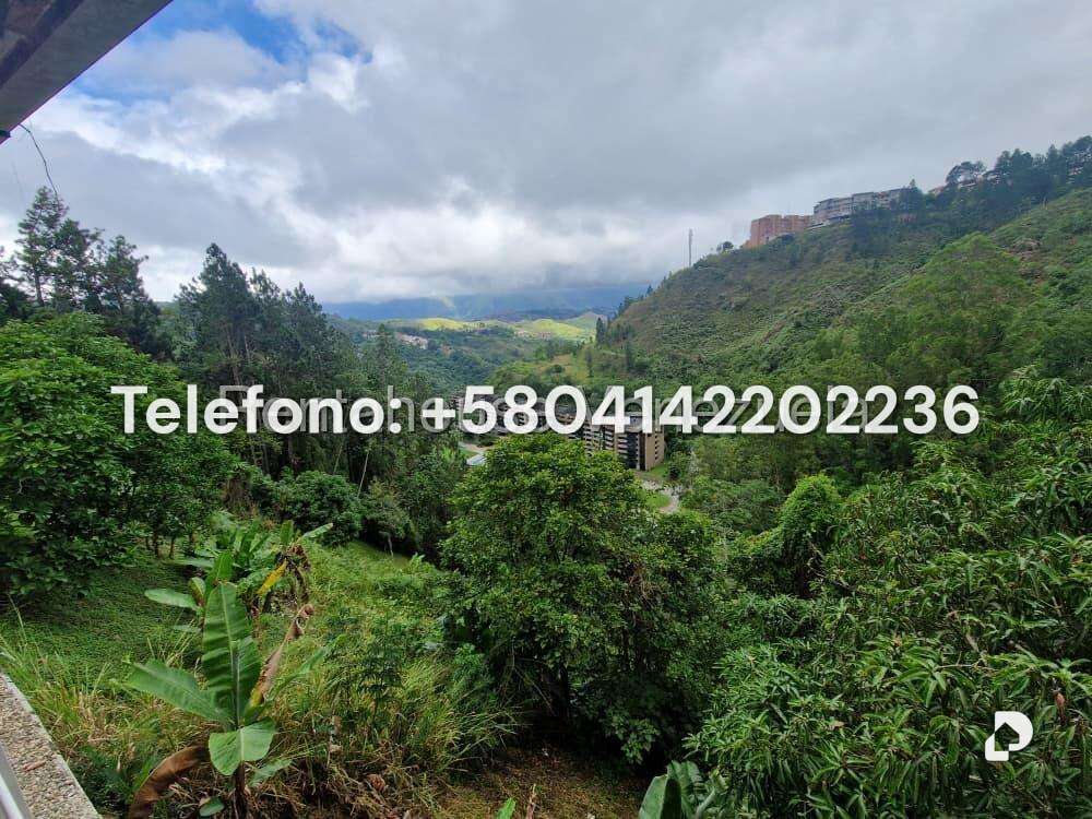 Casa en Lomas de La Lagunita, Caracas – 46