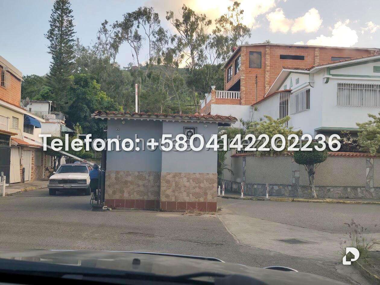 Casa en La California Sur, Caracas – 23