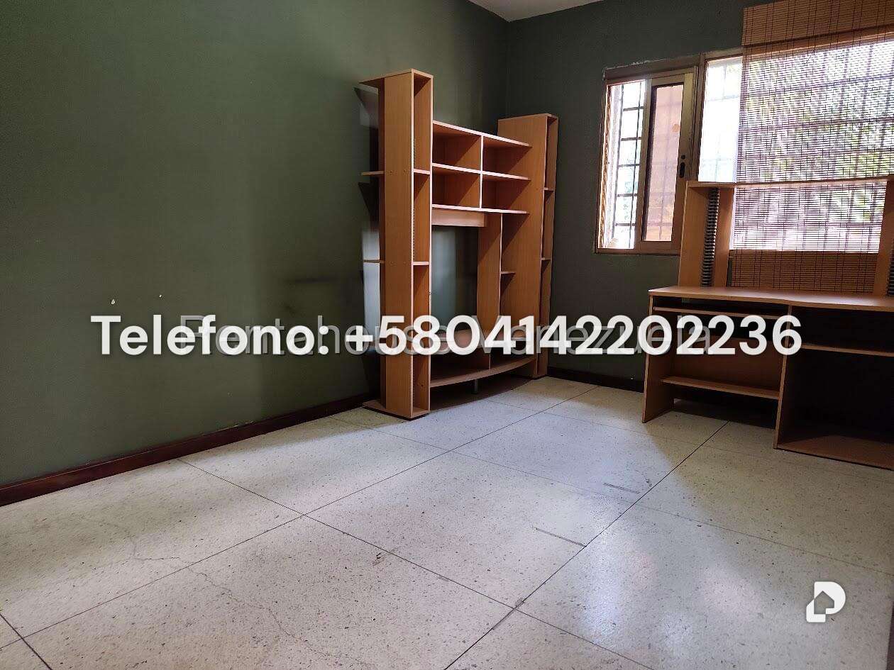 Casa en La California Sur, Caracas – 22