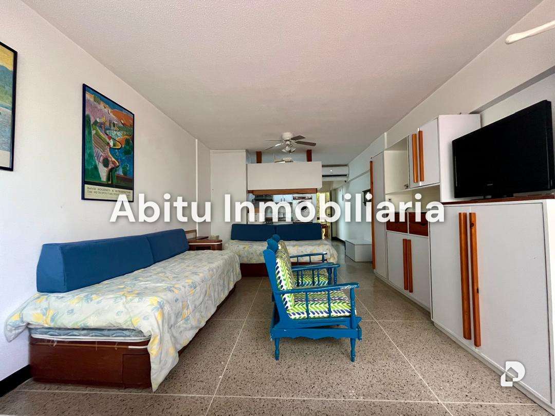 Apartamento en Camurí Grande, Naiguatá – 2