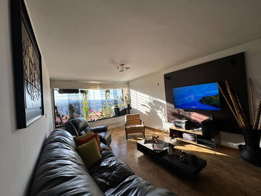 Apartamento en Colinas de La Tahona, Caracas - 1
