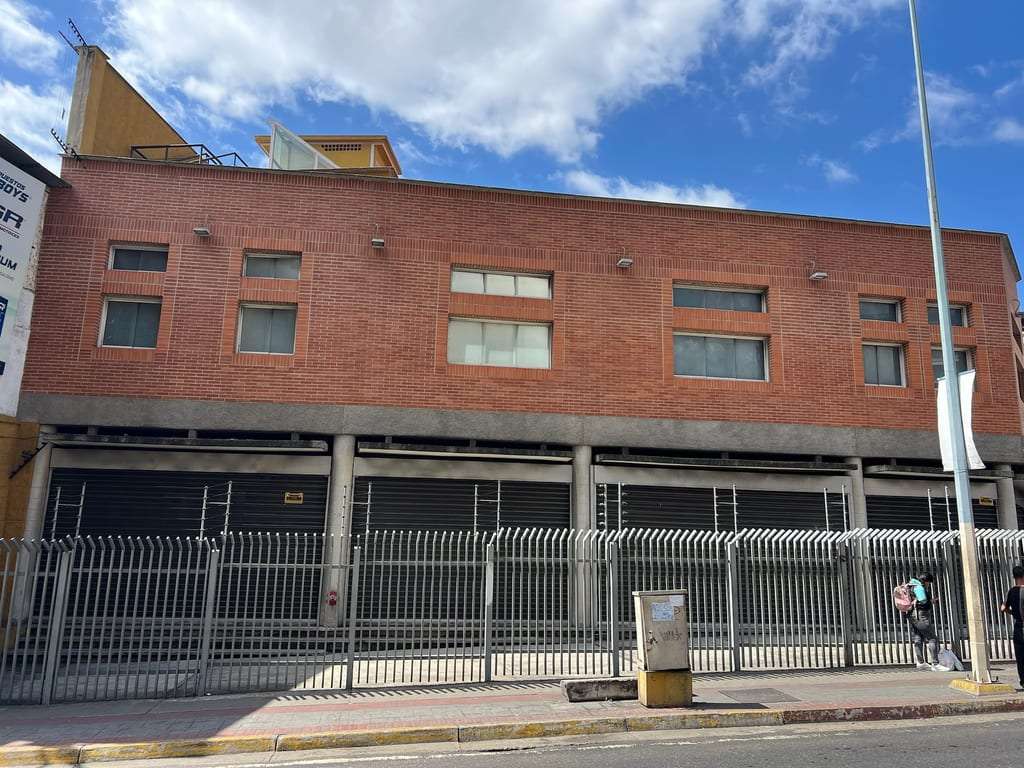 Local comercial en Caracas - 1