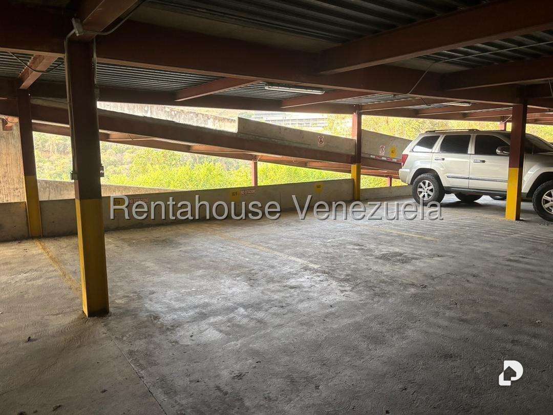 Apartment in Los Naranjos Humboldt, Caracas – 9