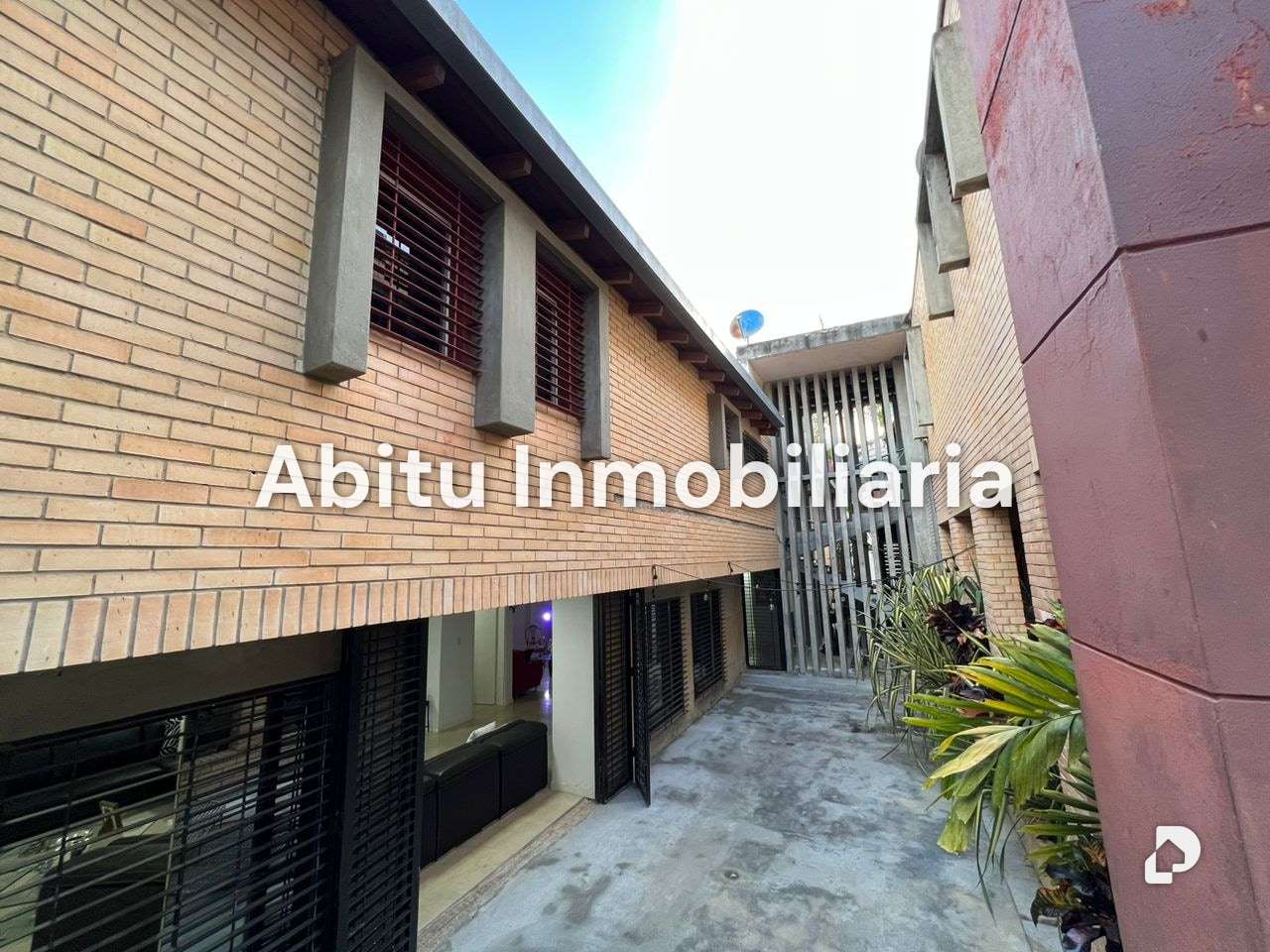 Casa en Cumbres de Curumo, Caracas – 16