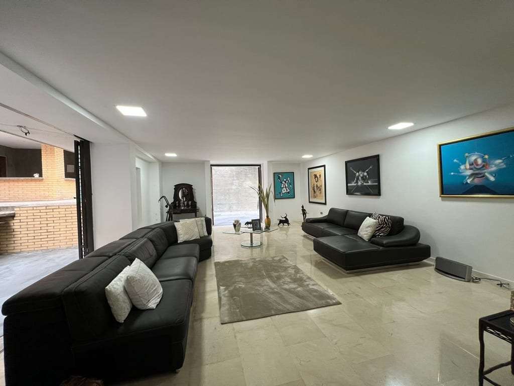 Casa en Cumbres de Curumo, Caracas - 1