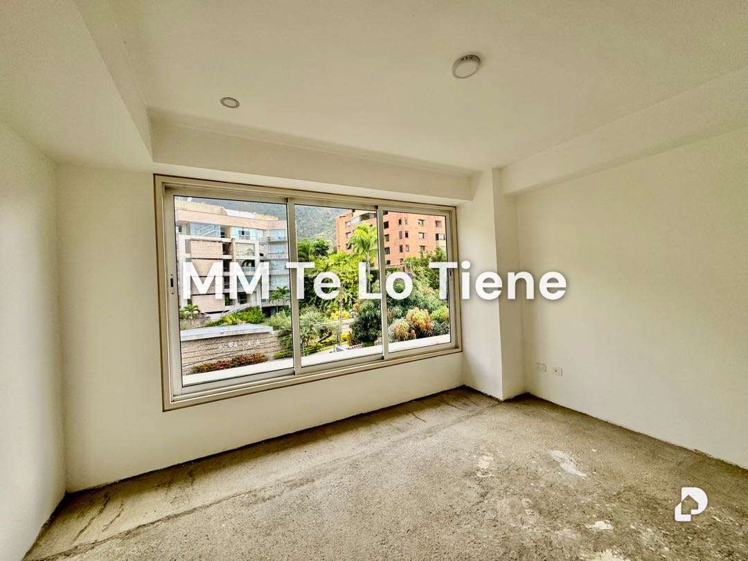 Apartamento en Los Palos Grandes, Caracas – 18