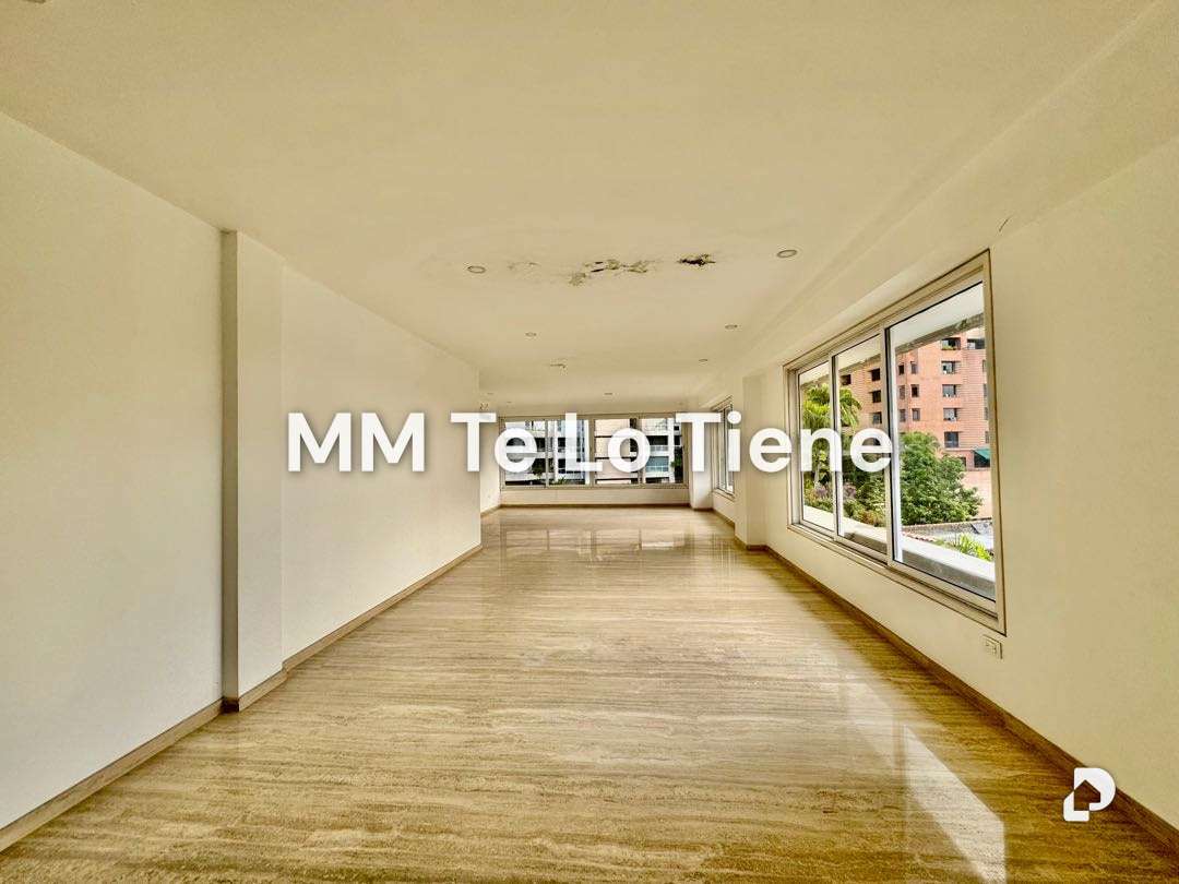 Apartamento en Los Palos Grandes, Caracas – 13
