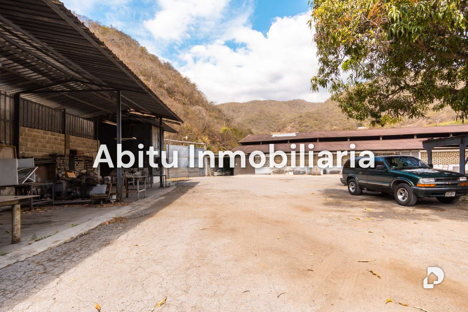 Warehouse in Guarenas – 9