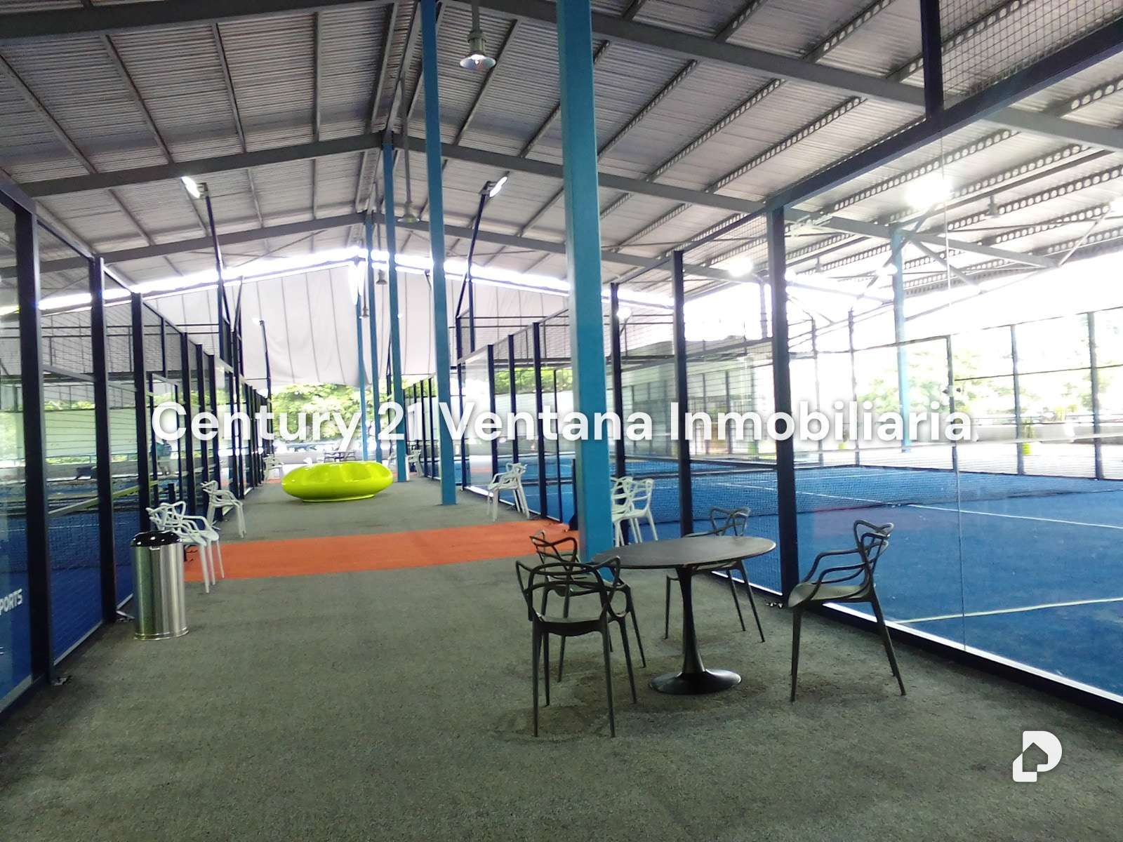 Local comercial en Macaracuay, Caracas – 13