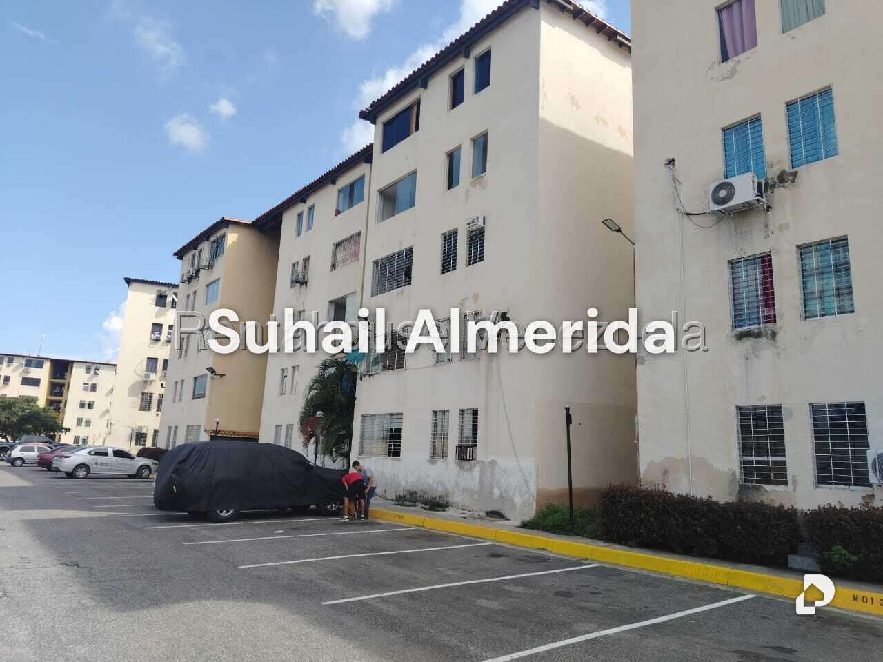 Apartamento en Paraparal, Los Guayos – 1