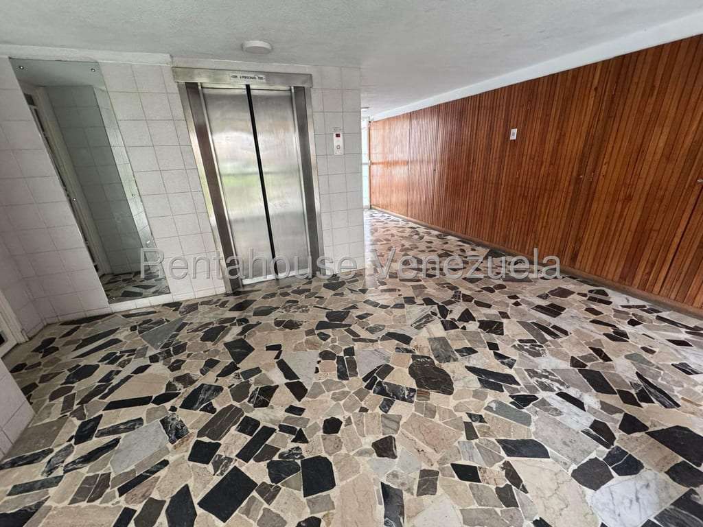 Apartamento en Cumbres de Curumo, Caracas