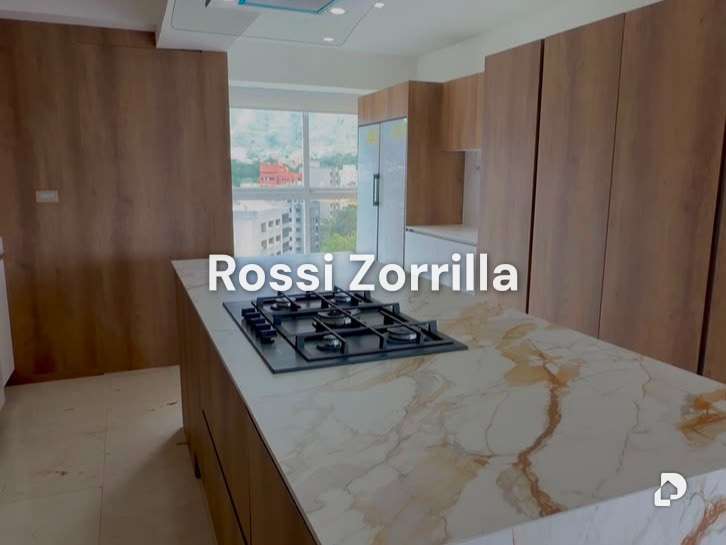 Apartamento en Country Club, Caracas – 8